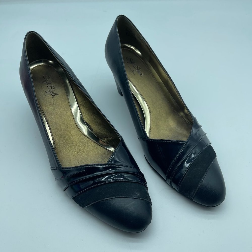 Soft Style Heels 11 Navy Blue Pumps Close Toe
